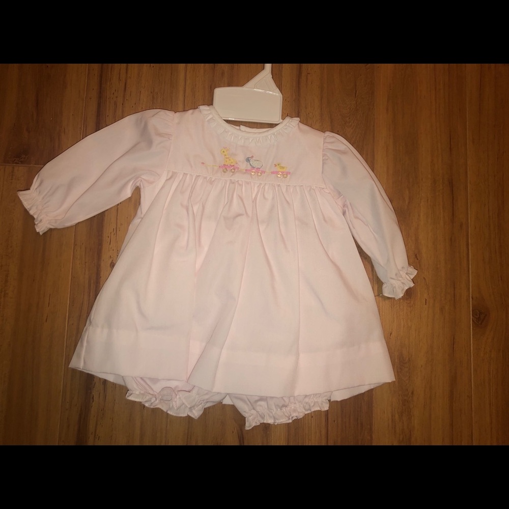 Newborn girl smocked outfit with matching bonnet